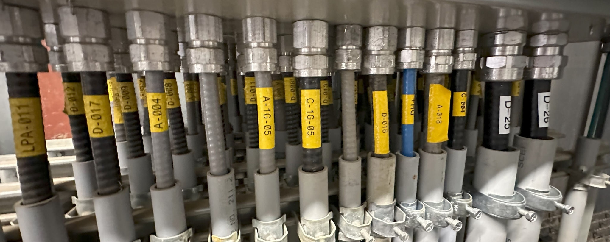 j0377 cables(1)4032x1600